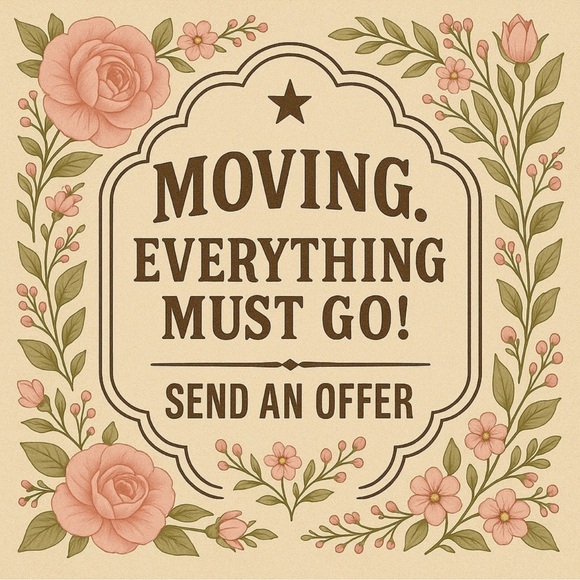 Gold Rhinestone Butterfly Wing Necklace - Picture 3 of 3